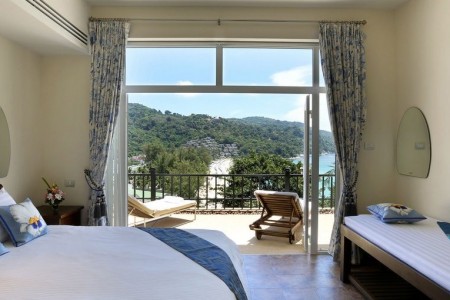 Amanzi Villa - Bedroom View to Ocean View