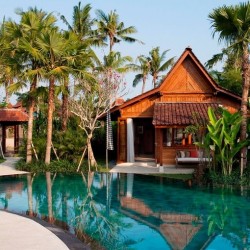 Villa Sati - Pool Reflection