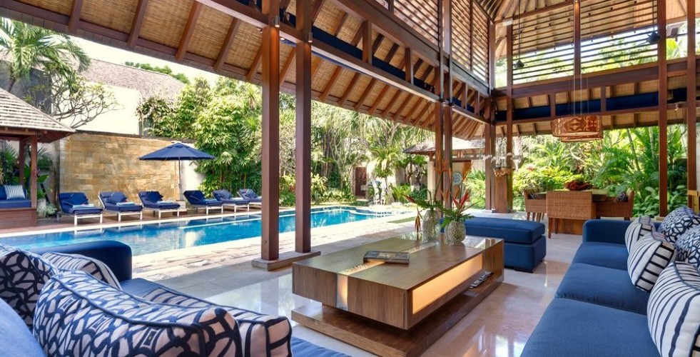 Villa Windu Sari - Living Area with Pool View