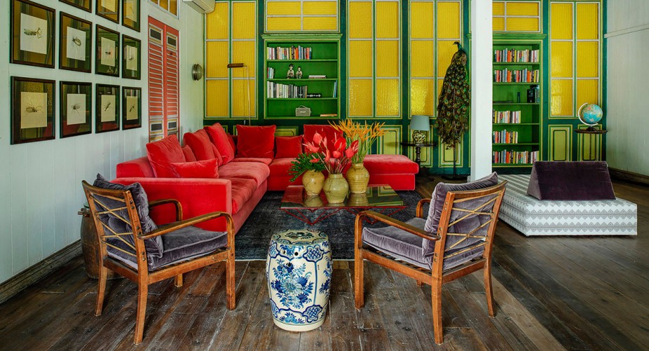 Villa 1880 - Close Living and Reading Area