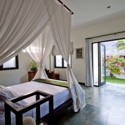 Villa Surga - Bedroom with View