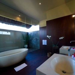 Villa Mary - Bathroom Three