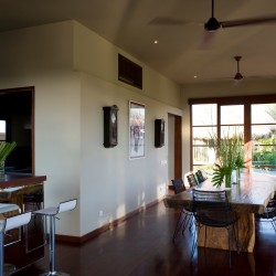 Villa Mary - Dining Area and Kitchen