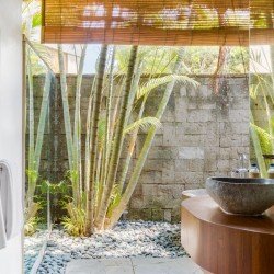 Villa Mary - Semi Open Air Shower Bathroom