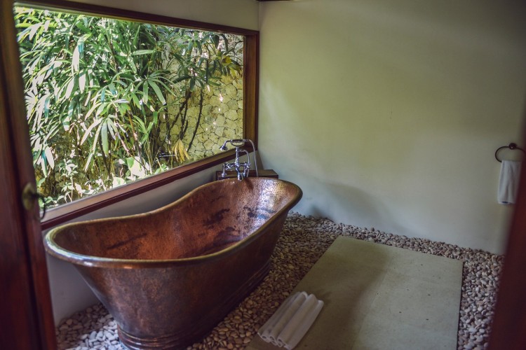 Villa Sound of the Sea - Bathtub