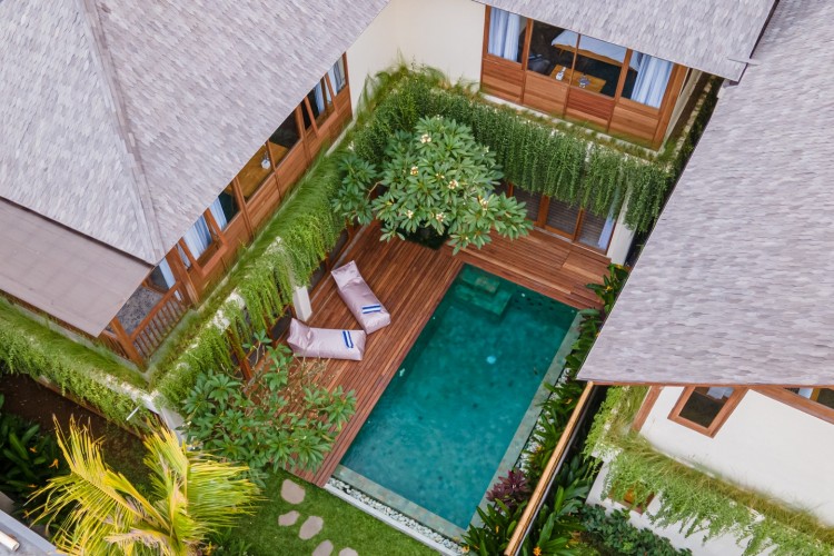 Anandathu Villas - Pool from Above
