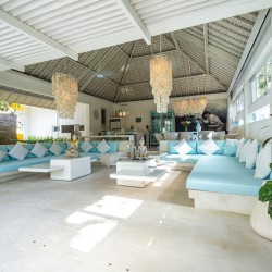 Villa Puro Blanco - Living Area