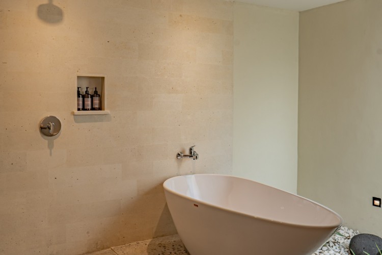 Anandathu Villas - Shower and Bathtub Villa Arthya