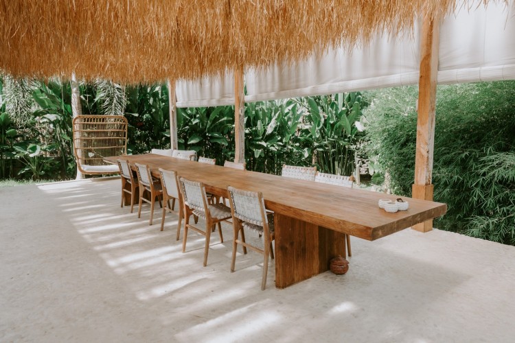 Villa KaRein - Outdoor Dining Table