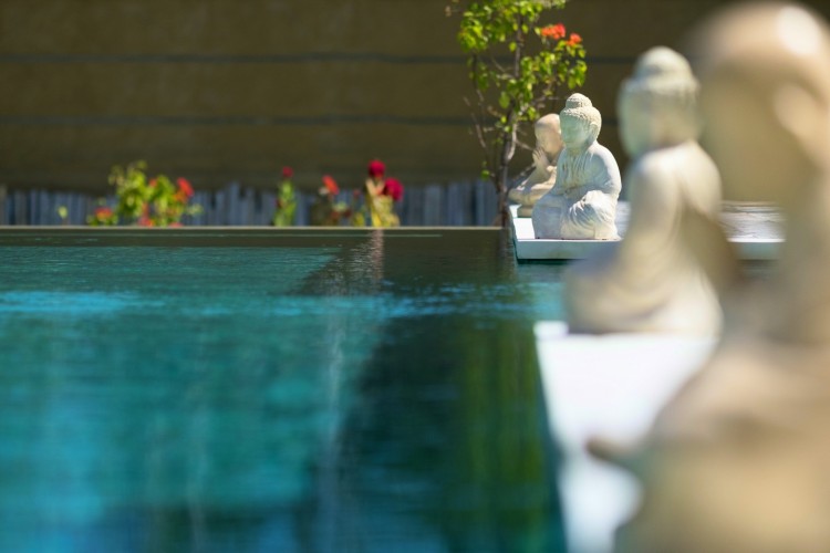 Villa Manggala - Poolside Buddha