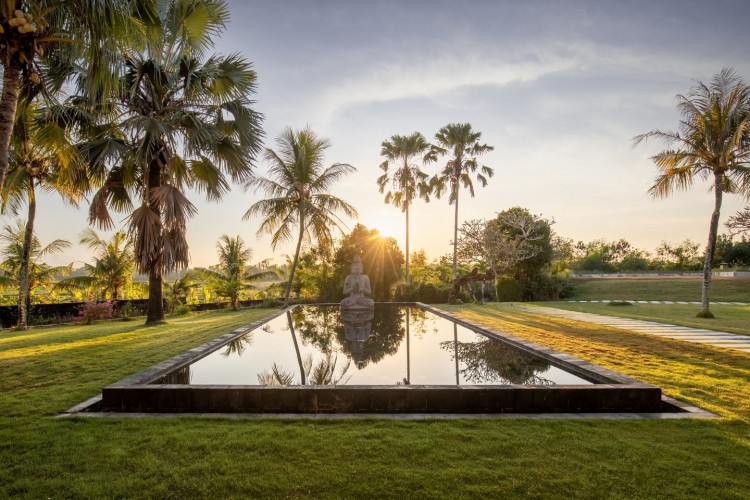 Villa Babar - Sunset from Pool