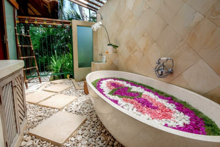 Villa Umah Shanti - Bathtub