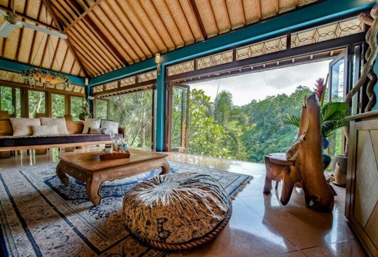 Villa Umah Shanti - Enclosed Living Area with Jungle View