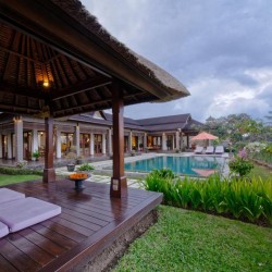 Villa Griya Aditi - Gazebo and Villa