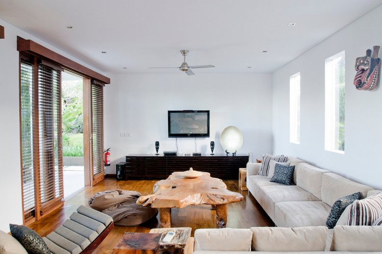 Villa Uma Nina - Living Area in Guest Building