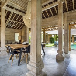 Villa Du Ho - Spacious Living and Dining Area