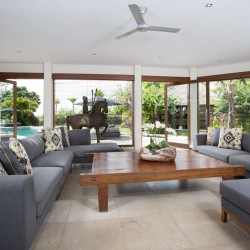 Villa Uma Nina - Spacious Living Area