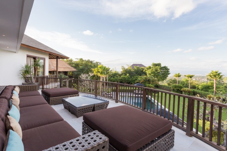 Villa Uma Nina - Sitting Area on Second Floor