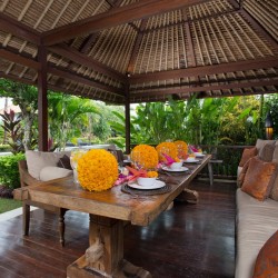 Villa Uma Nina - Alfresco Dining Area