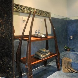 Villa Catur Kembar - Bathroom One