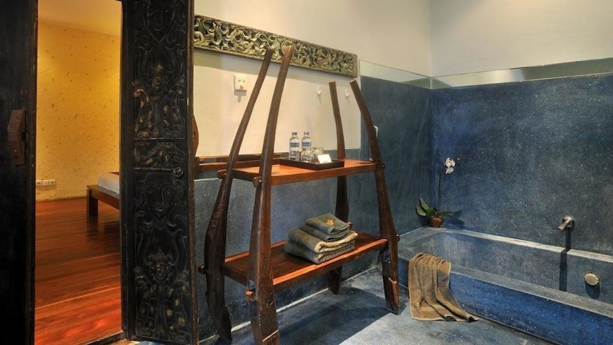 Villa Catur Kembar - Bathroom One