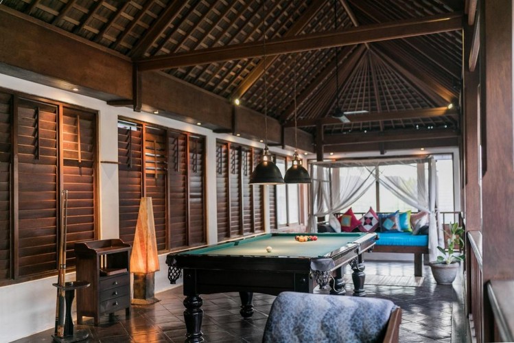 Villa Catur Kembar - Lounge and Billiard Table