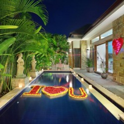 Holl Villa - Pool with Decoration at Evening