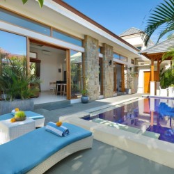 Holl Villa - Villa, Sunbed and Pool