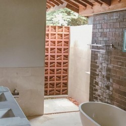 Villa Cahaya - Bathroom Two