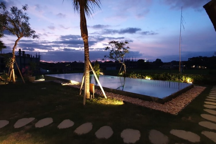 Villa Cahaya - Villa Ambience at Dusk