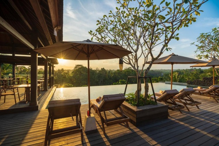 Adiwana Bisma Ubud - Pool View at Sunset