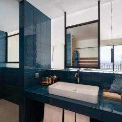 Adiwana Warnakali Nusa Penida - Bathroom Ocean View Suite