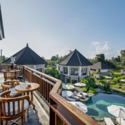 Swan Paradise - Villa and Pool from Balcony