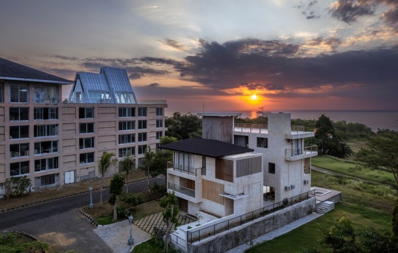 Indah Villa - Villa at Sunset