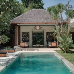 Villa Amara Pradi - Pool and Living Area