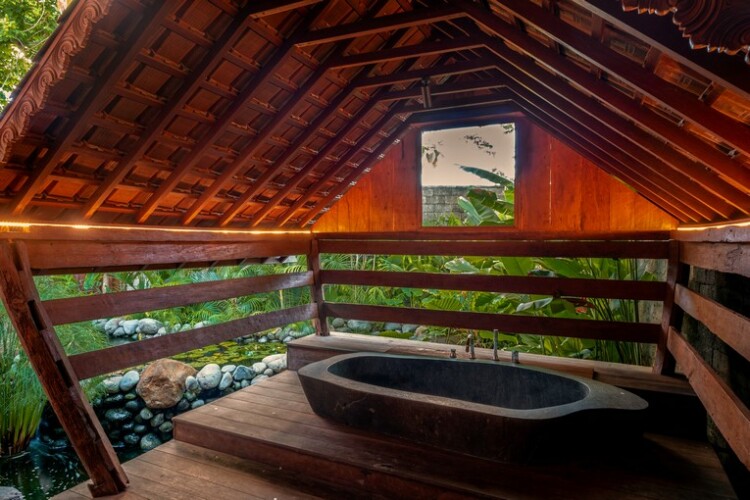 Villa Kapungkur - Open Air Bathtub