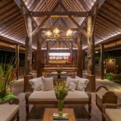 Villa Kapungkur - Outdoor Living Area